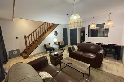 Image de Maison de vacances 'Gite Du Vieux Morat' avec vue sur lac, terrasse privée et Wi-Fi