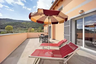 Image de Appartement de vacances \"Antichi Ricordi - Le Giare\" avec 2 balcons, piscine partagée et Wi-Fi