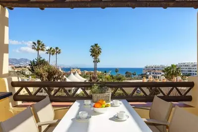 Image de Amazing Seaview apartment/ Bbq/ Ramada res Mijas