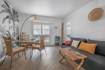 Appartement à 650m de la plage!