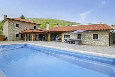 Image de Villa Tina Livade in Gradinje - Haus fĂĽr 8-12 Personen
