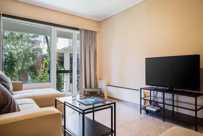 Glyfada 2 bedrooms 4 persons apartment by Mps