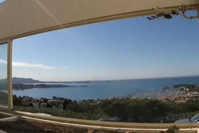 Image de Appartement 3 chambres  avec vue mer panoramique et  piscine à 5 mn  des plages