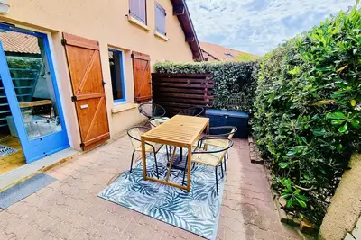 Image de Agréable Pavillon avec une chambre + mezzanine 4/6 personnes proche plage Nord (194)