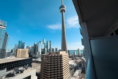 Image de Luxury 2 Beds with Lakeview near Cn Tower, Scotia Arena & Free Private Parking