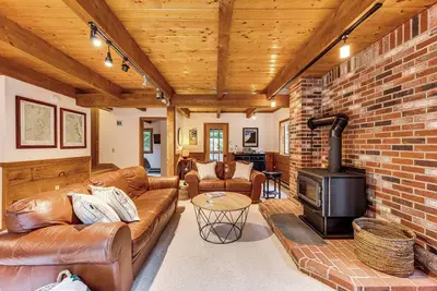 Image de Bartlett Vacation Rental w/ Wraparound Deck!