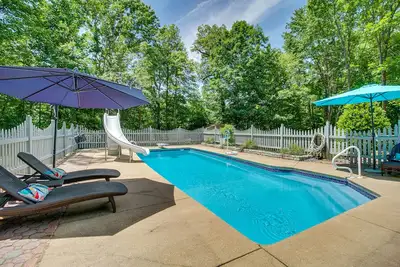 Image de Cozy Virginia Vacation Rental w/ Seasonal Pool!
