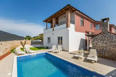 Image de Superbe maison à Pula avec WiFi