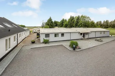 Image de Maison confortable de 8 chambres à.