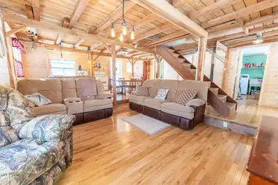 Image de Lillie's Lil Cabin: Explore, Relax, Repeat - Perfect for Families & Outdoor Lovers