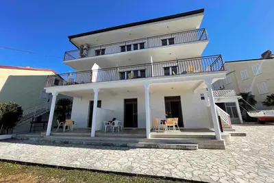 Image de Appartement de vacances surplombant la mer