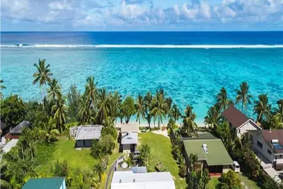 Image de Have direct access to your own beachfront.