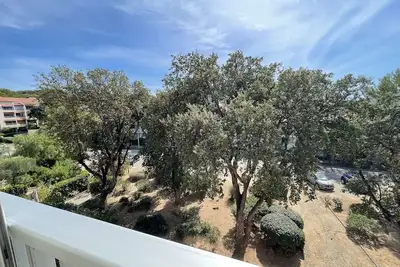 Image de 150 m de la plage, vue mer et pinède. . .