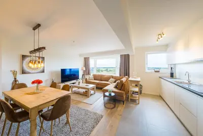 Image de Appartement moderne de 2 chambres avec vue dégagée