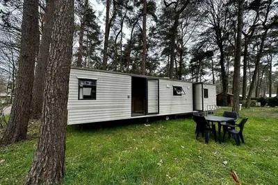 Image de Maison de vacances avec jardin dans un parc adapté aux enfants à Bocholt