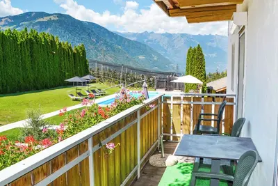 Image de Appartement 'Résidence Sonnegg 4' avec vue sur la montagne, piscine partagée et Wi-Fi