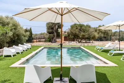 Image de Villa 'Can Bellmunt' avec piscine, jardin, terrasse et Wi-Fi
