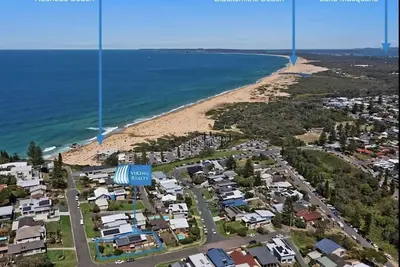 Image de Cheerful beach house at redhead beach