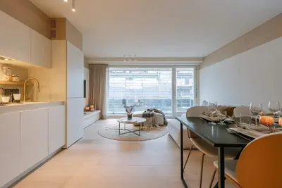 Image de Huswell - Luxurious apartment with lateral seaview
