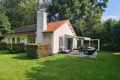 Image de 6 person vacation home by the sea