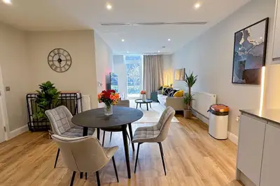 Image de Townhouse 3b Modern SmartHome duplex Battersea Power Station @LuxuryLondonStays