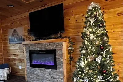 Image de Hidden Haven cabin in the Smokies! \nClose to Pigeon Forge, Dollywood, Gatlinburg