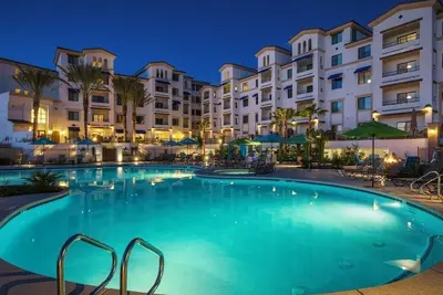 Image de Home away for home luxury condo living in Chandler