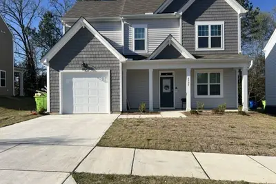 3 Bedroom ultra modern house