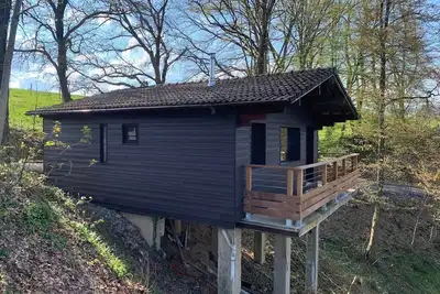Image de Gites Douillets: Chalet sur Pilotis