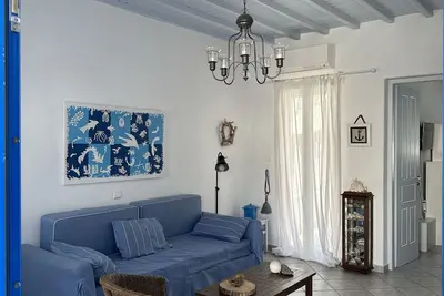 Image de Cosi Cycladic appartment - 2 min from the beach