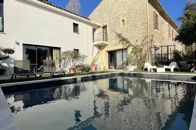 Image de Magnific provencal home with luxury suites, pool and spa