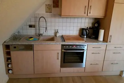 Image de 2 room apartment with balcony, quiet, 15 min. walk to the sea