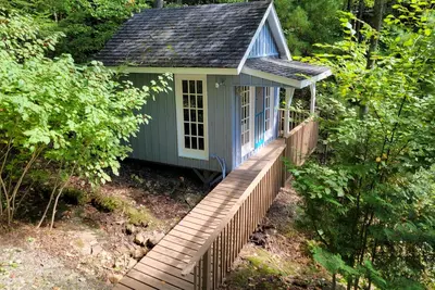 Image de 4 Bedroom Cottage on Raven Lake in Dorset, Muskoka, Ontario Canada