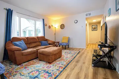 Image de Cozy home on a quiet street