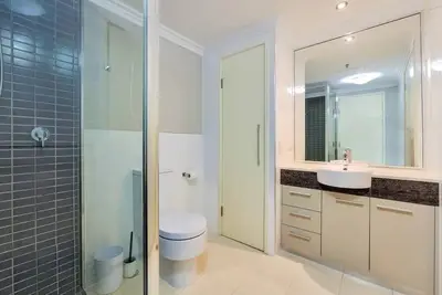 Image de Stunning Esplanade City Stay