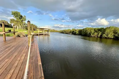 Image de Hidden River Estate on the Eau Gallie River!
