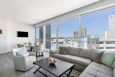 Image de Riva 407 · Luxury 3br Condo* rooftop pool