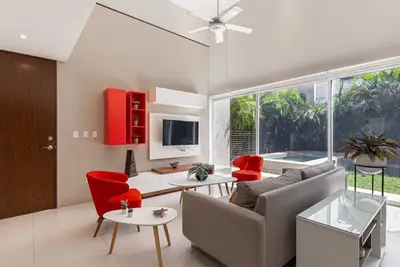 Image de Teyra · 4 bedroom house- private pool!