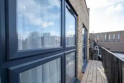 Image de 02 - Luxury 2 Bed Apt. Free Parking, West Drayton