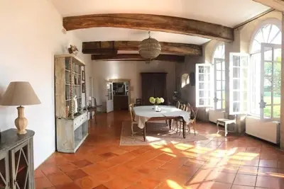 Image de Orangery of a Bordeaux castle ideal for families!