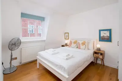 Image de Modern 4bed 3 bath close to Hyde Park