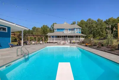 Image de Hudson Valley Extreme: Rock Climbing, Skydiving, and Wineries in the Gunks!