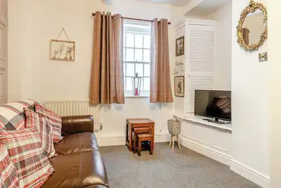 Withnail's Hideaway - Uk43429