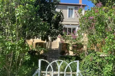 Image de House 140 m², 5 bedrooms, swimming pool, near center