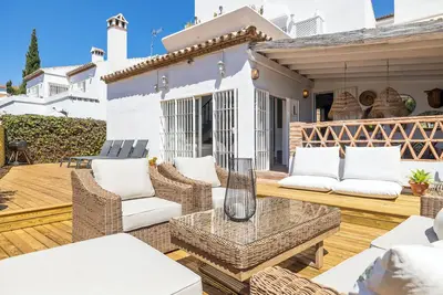 Image de Stunning townhouse with pool in Riviera del Sol by Costarentals - Ref 199