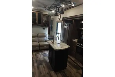 Image de Private Luxury 5th Wheel