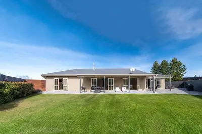 Stunning & Spacious on Irishman