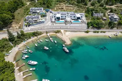 Image de Villa Sea Breeze, Villa de luxe de 5 chambres près de la mer, piscine privée chauffée, Omiš Brzet