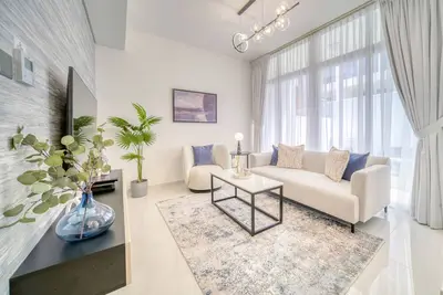 Cheerful 3br Townhouse at Damac Hills 2, Dubailand by Deluxe Holiday Homes