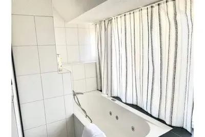 2bdr Rooftop Apt - Central Area